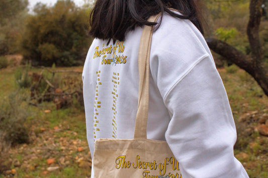"tsou tour" tote bag